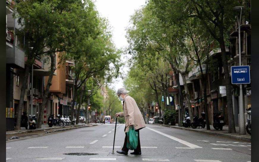 Confinados: moradores de alguns bairros de Madri são proibidos de sair de casa